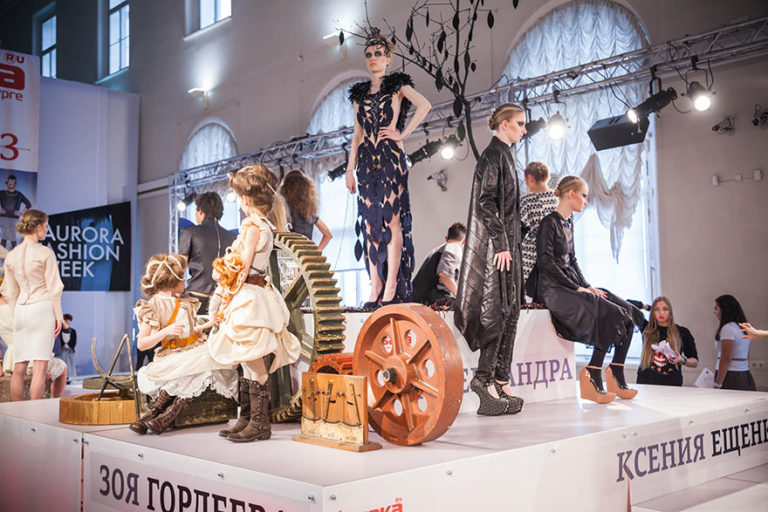 Международная Неделя моды AURORA FASHION WEEK Russia